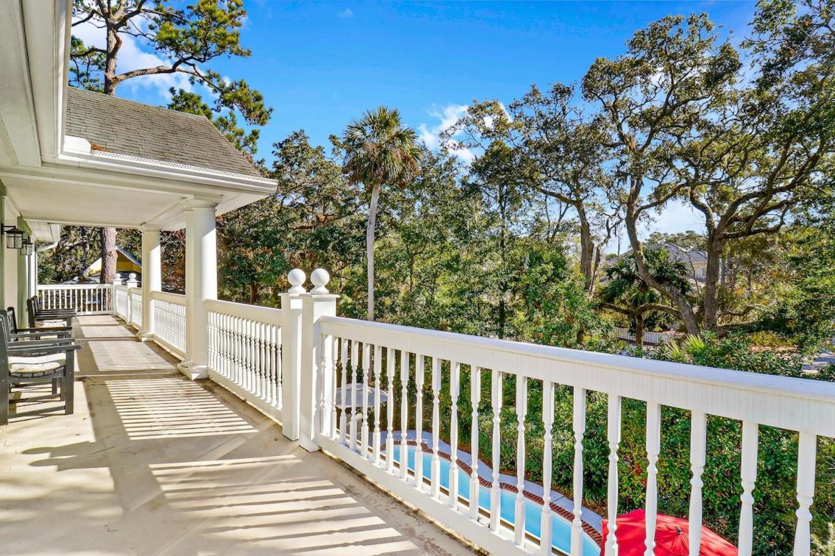 6 Bd 4 And One Half Bath Family Friendly Beach Home With Heated Pool Just A Block To The Beach Hilton Head Island Bagian luar foto