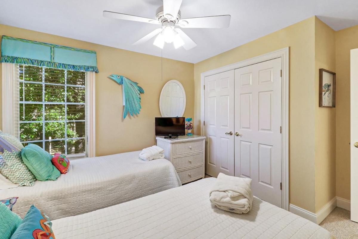 6 Bd 4 And One Half Bath Family Friendly Beach Home With Heated Pool Just A Block To The Beach Hilton Head Island Bagian luar foto