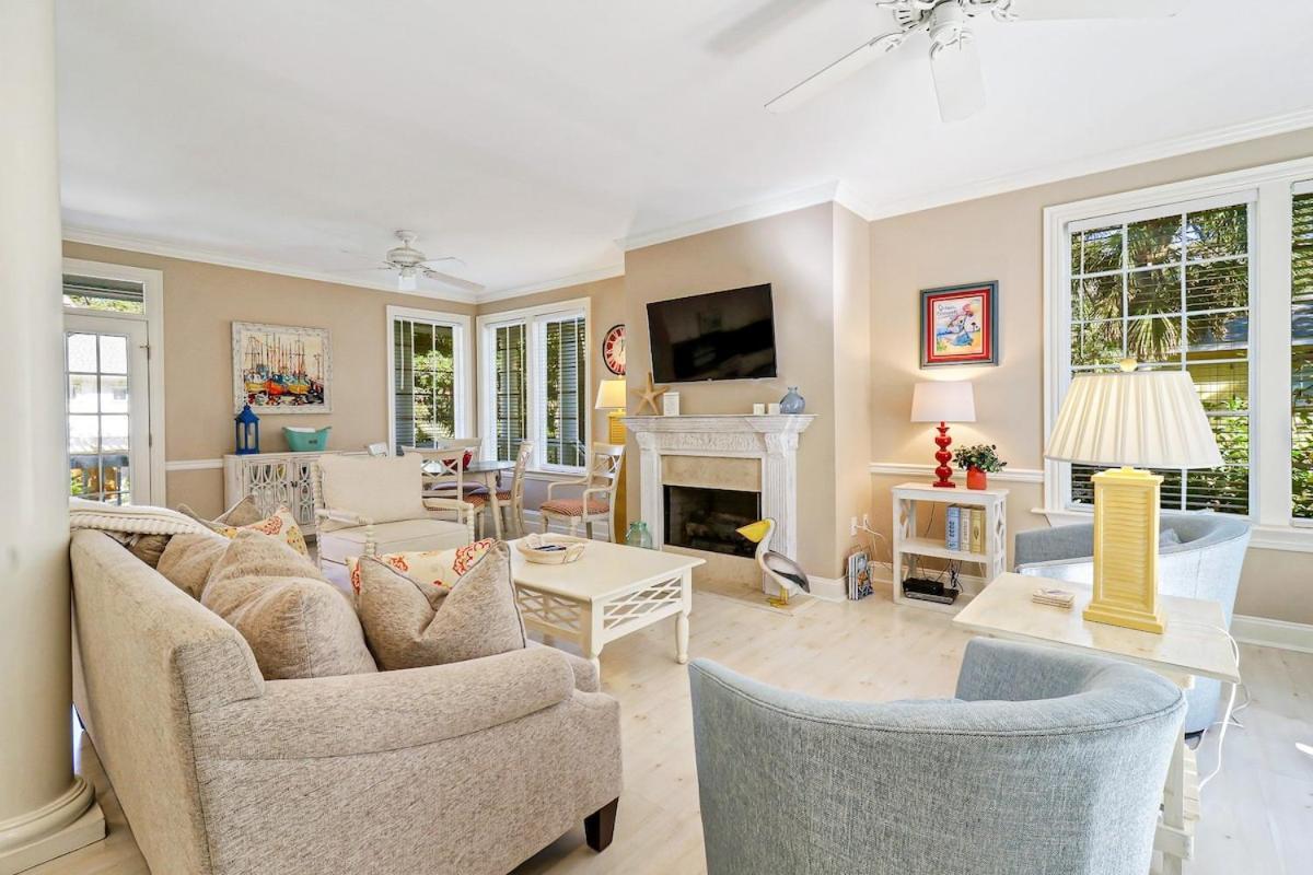 6 Bd 4 And One Half Bath Family Friendly Beach Home With Heated Pool Just A Block To The Beach Hilton Head Island Bagian luar foto