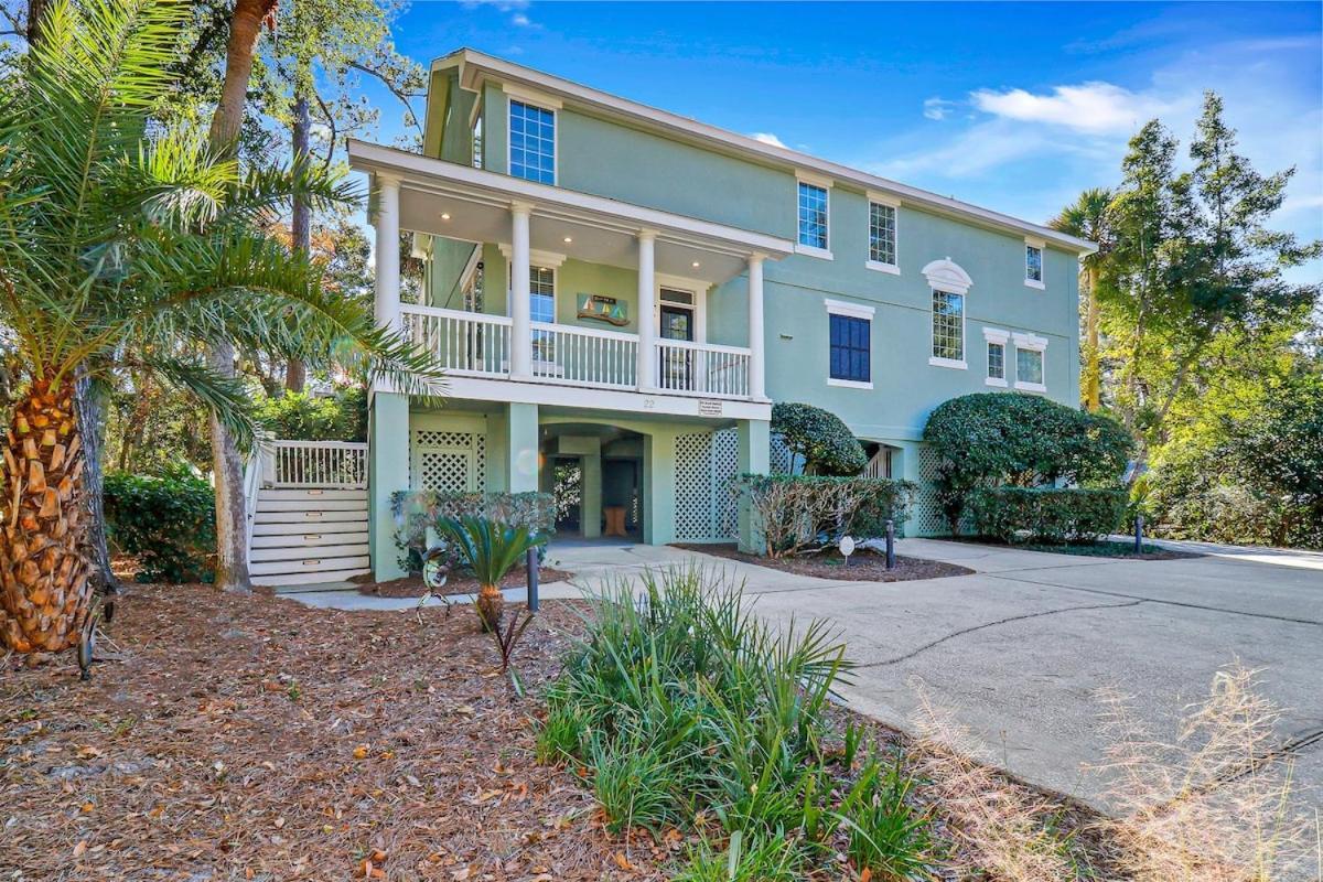 6 Bd 4 And One Half Bath Family Friendly Beach Home With Heated Pool Just A Block To The Beach Hilton Head Island Bagian luar foto